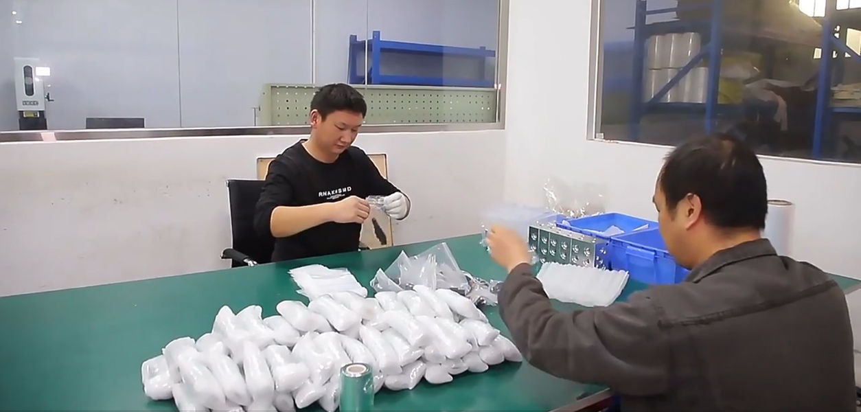 Dongguan Zhongwei Metal Products Co., Ltd dây chuyền sản xuất của nhà sản xuất